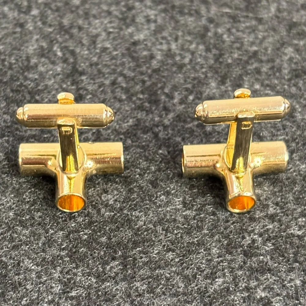 Hickok NIB Gold/Brass-Tone T-Connector Pipe Shaped Cuff Links